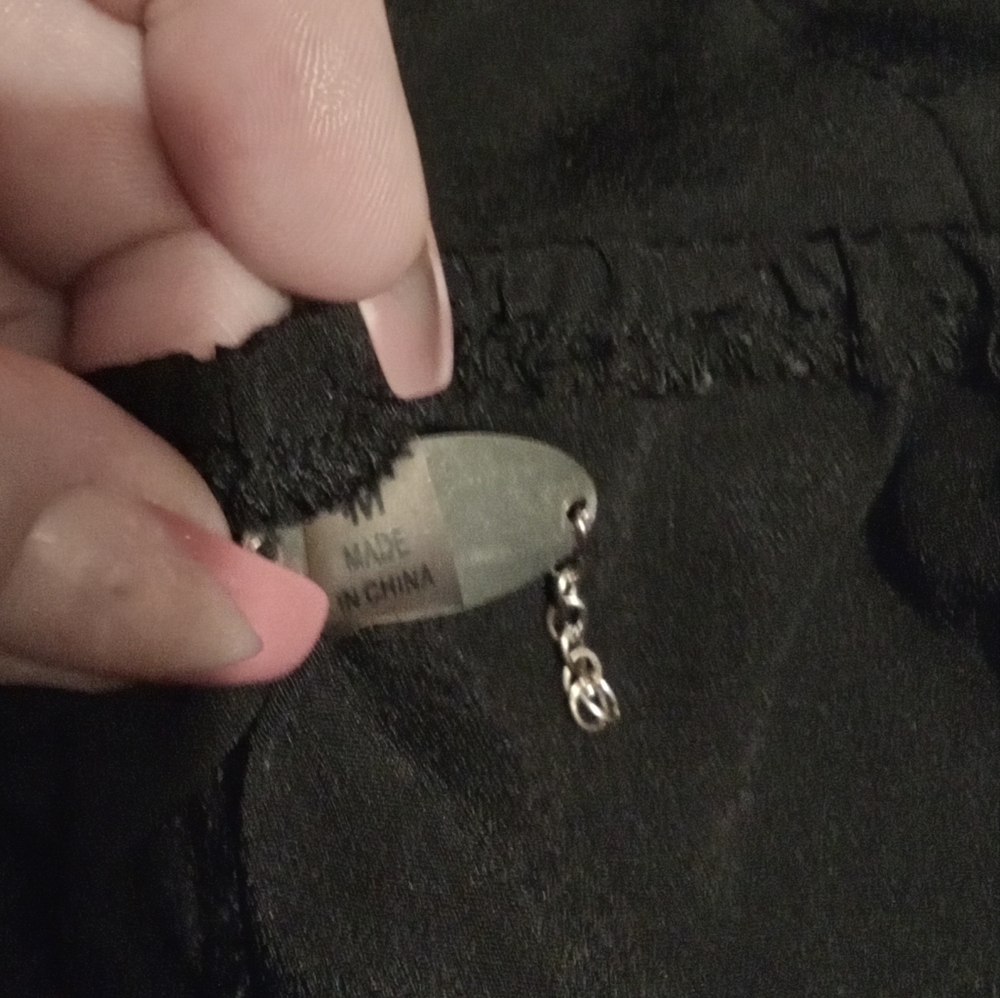 Ali & Kris medium black maxi dress - Picture 4 of 14